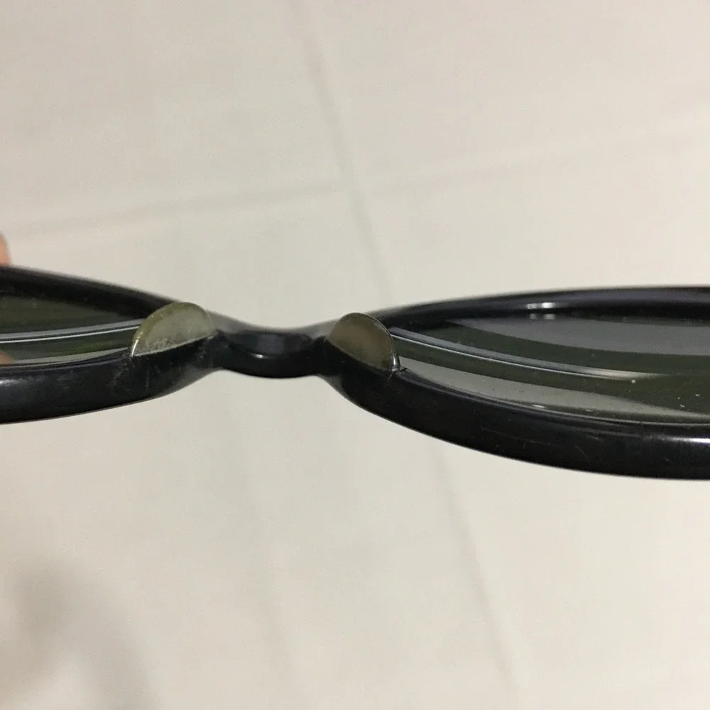 Vintage Ray-Ban B&L Bewitching Sunglasses Womens Black Oval